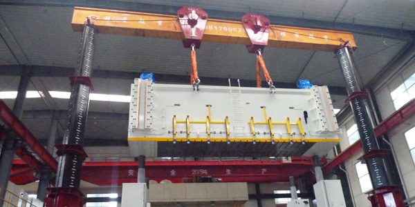 淺談液壓龍門吊的維護保養